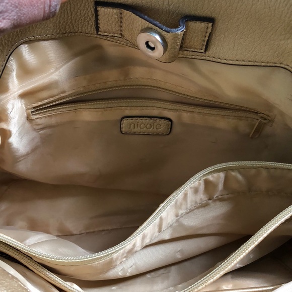 Purse - Picture 3 of 5